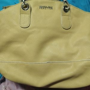 Kenneth cole reaction shoulder bag